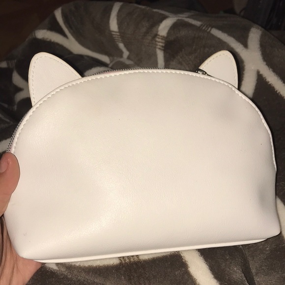 Small make up bag - Picture 2 of 2